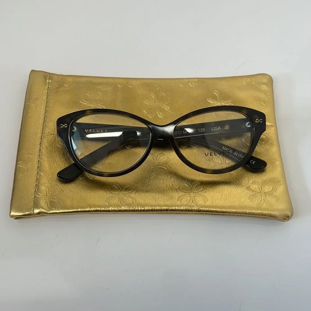 velvet eyewear